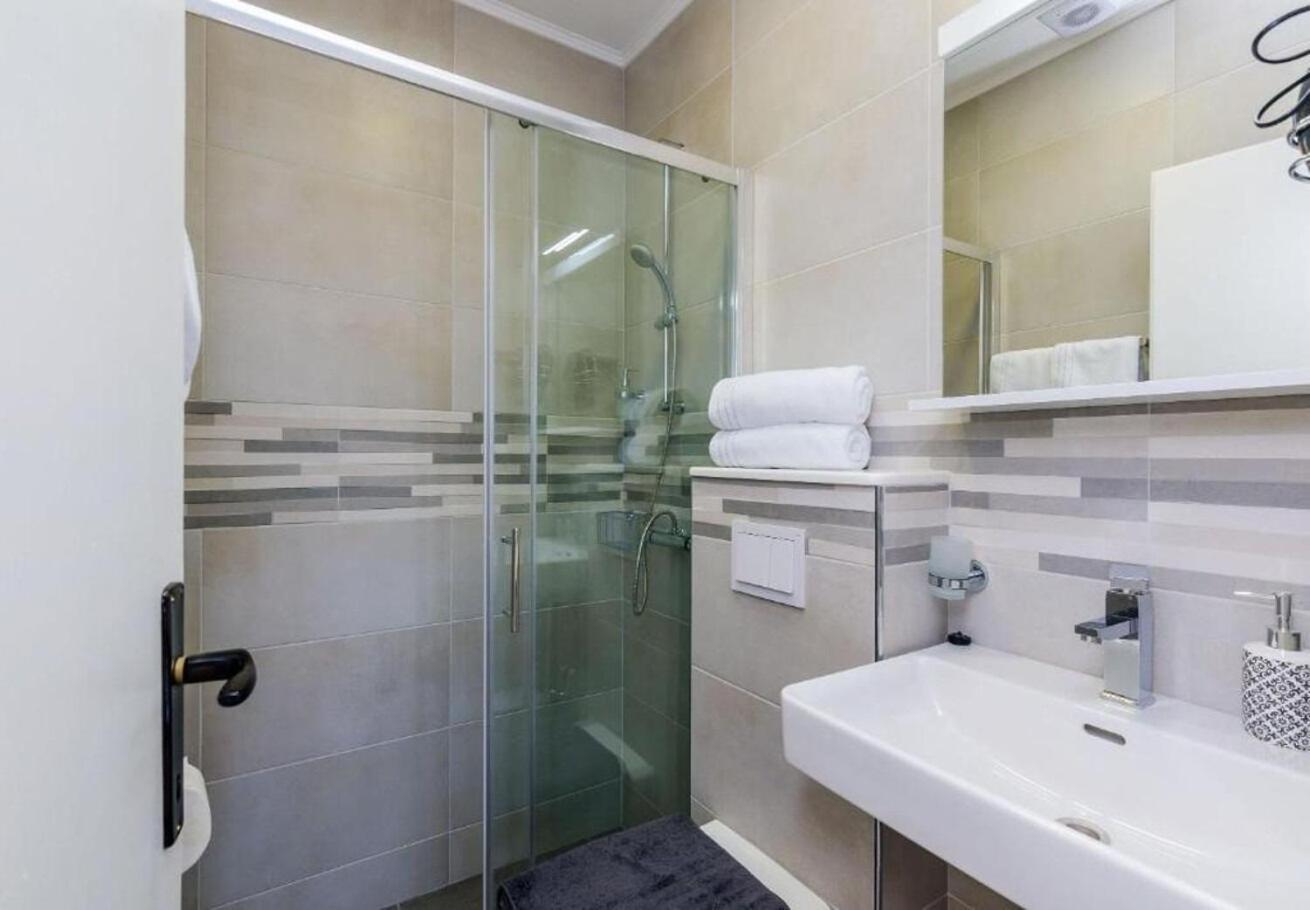 קאבטאט Apartments Ante - With Pool מראה חיצוני תמונה