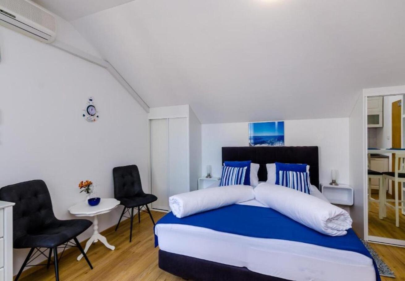 קאבטאט Apartments Ante - With Pool מראה חיצוני תמונה