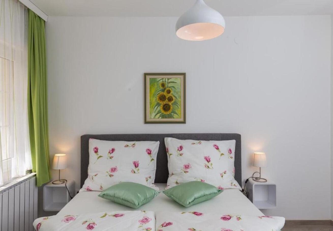 קאבטאט Apartments Ante - With Pool מראה חיצוני תמונה