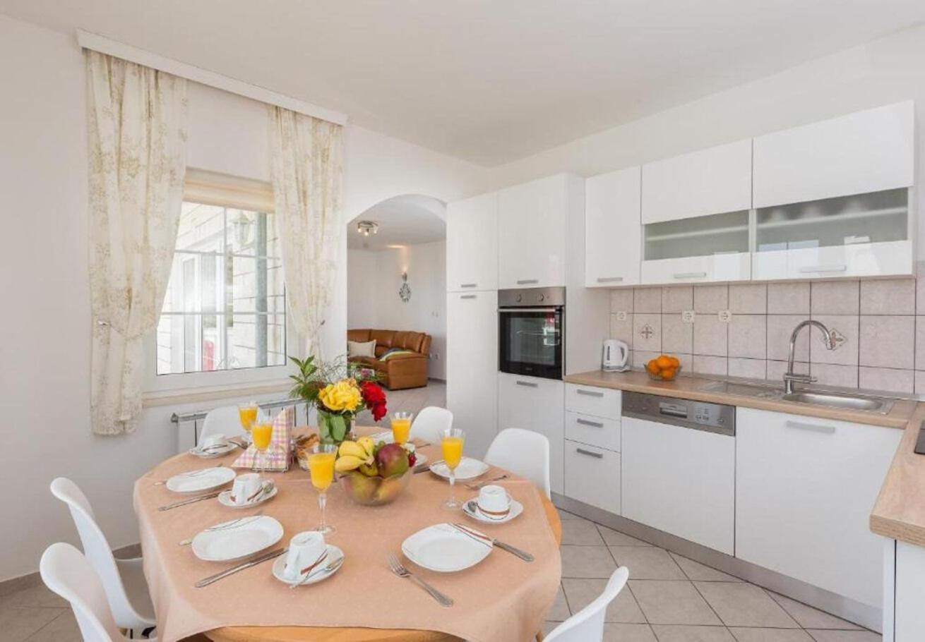 קאבטאט Apartments Ante - With Pool מראה חיצוני תמונה