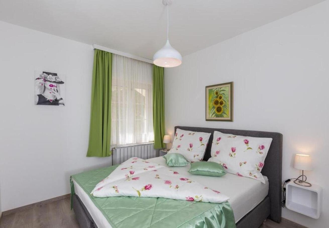 קאבטאט Apartments Ante - With Pool מראה חיצוני תמונה